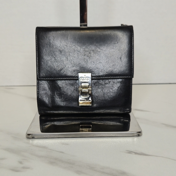 Gucci Vintage Black Leather Unisex Compact Wallet - Picture 2 of 12